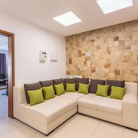 за гости крум Burgas