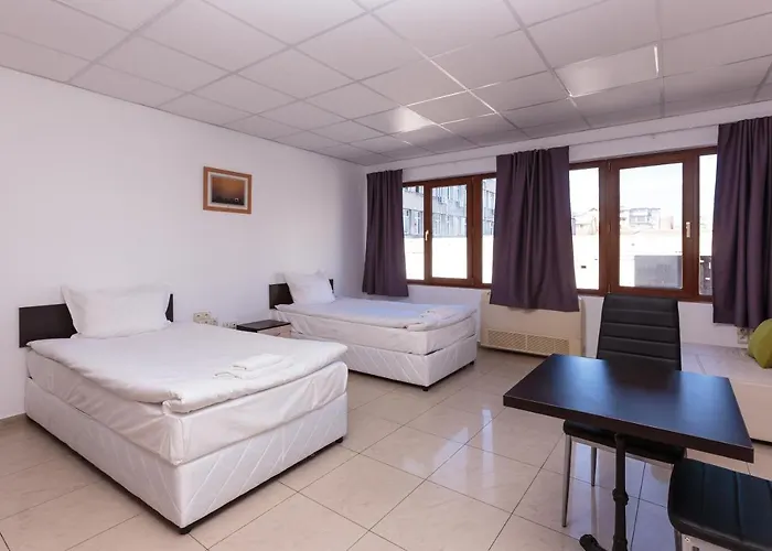 за гости крум * Burgas City