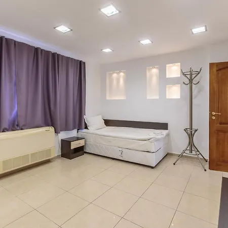 за гости крум